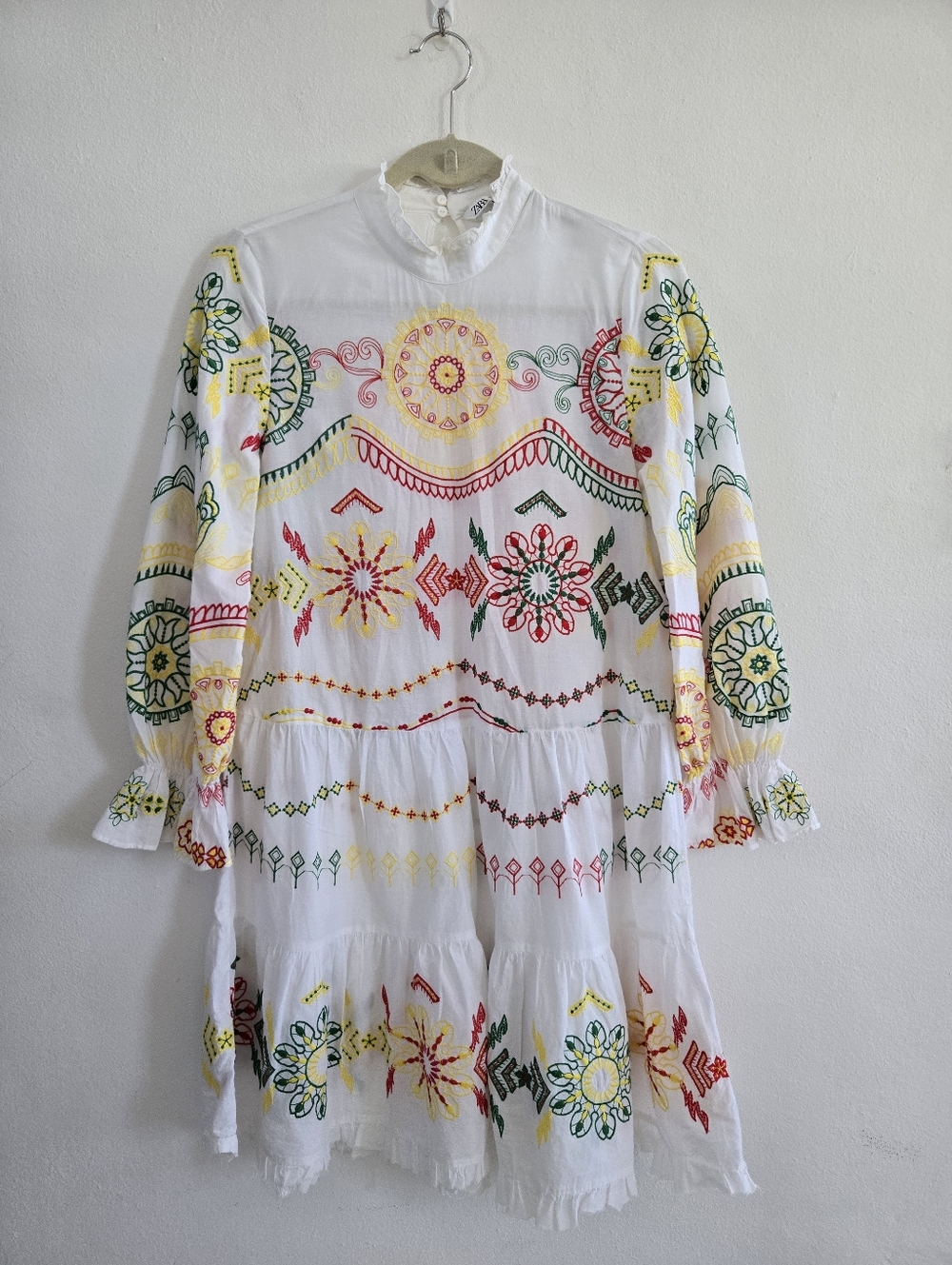 Zara White Ruffled Embroidered Altered Hemlin Colorful Dress Size XS